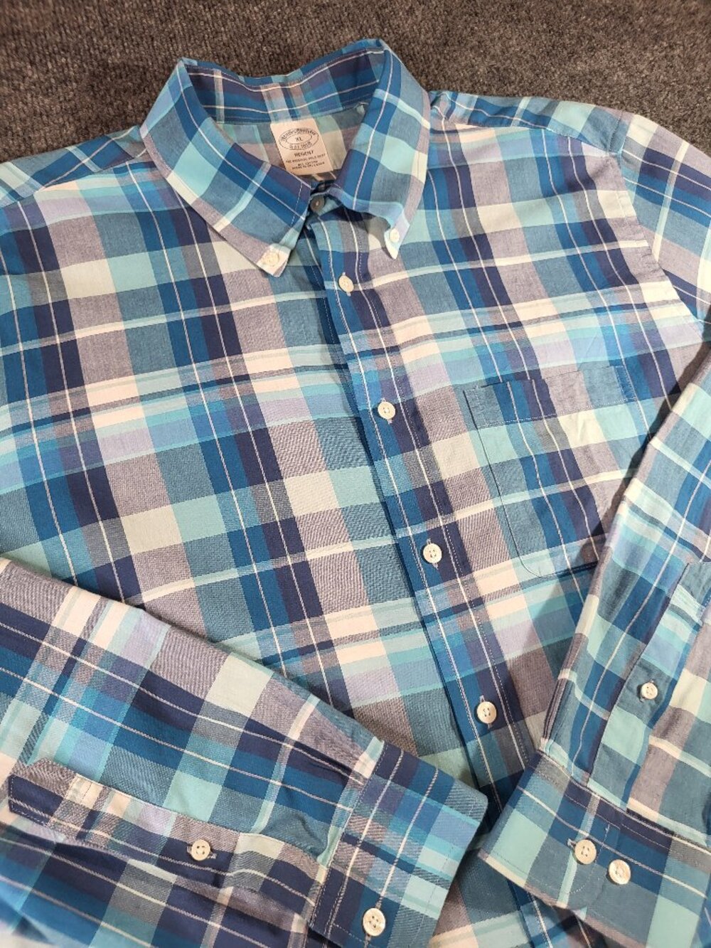 Brooks Brothers Mens Shirt XL 1818 Regent Fit Blue Plaid Button Down Cotton